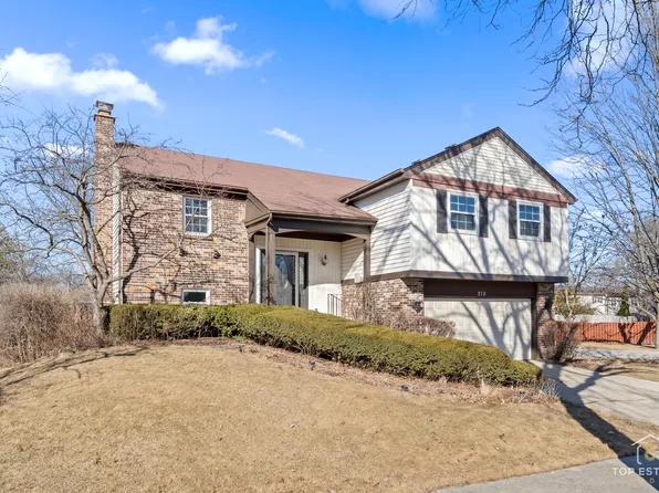 210 Atlantic Dr, Vernon Hills, IL 60061