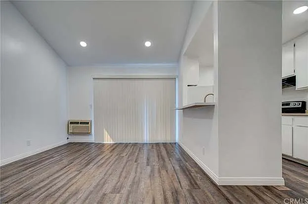 262 Streamwood — Photo 61
