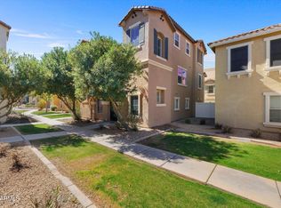910 W Aspen Way, Gilbert, AZ 85233