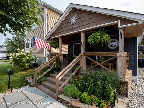 54 Florence Avenue, Leonardo, NJ 07737