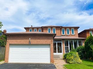 8 Purcell Sq, Toronto, ON M1V 3Y3