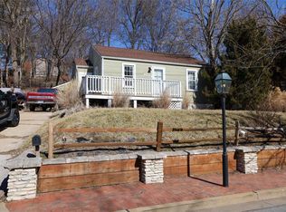 208 Boones Lick Rd, Saint Charles, MO 63301