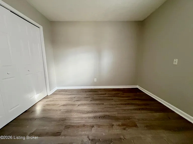 1922 Silver St #4 — Photo 7