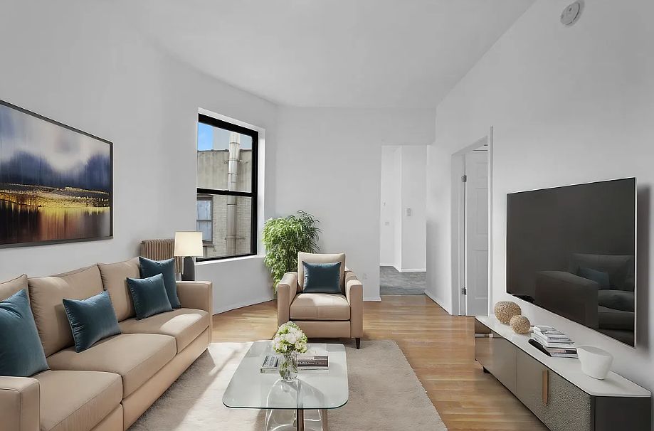 1st image of 570 W 172nd St APT 3B