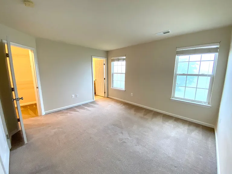 12477 Jackson Ave — Photo 9