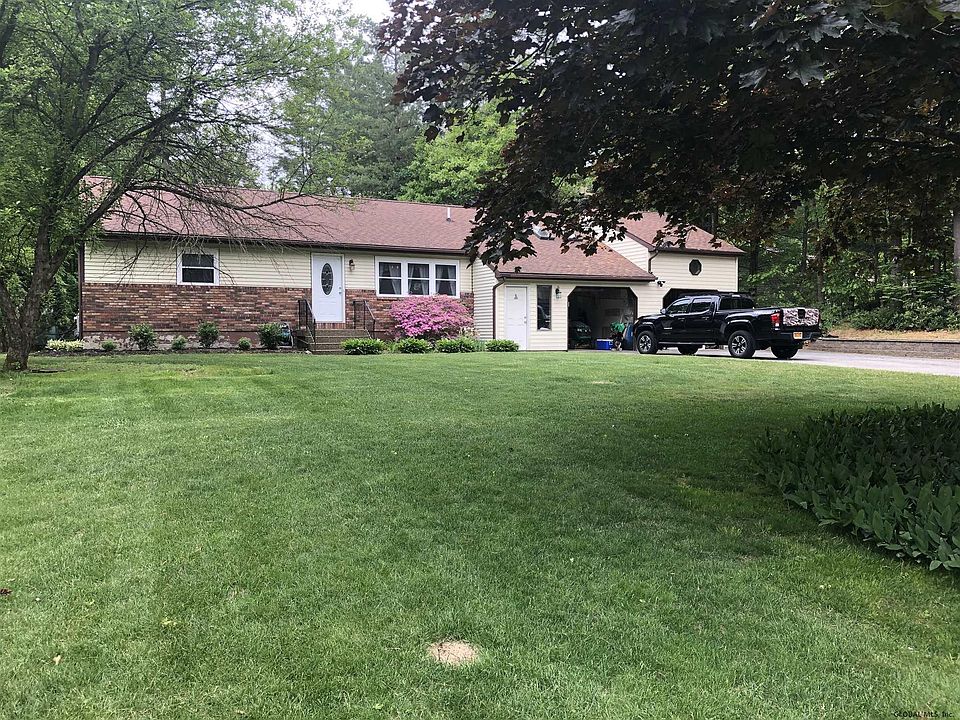 1st image of 47 Fairway Blvd