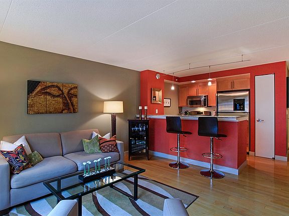 5th image of 53 Boerum Pl APT 8B