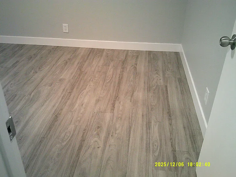 Pacific Apartments — Photo 8