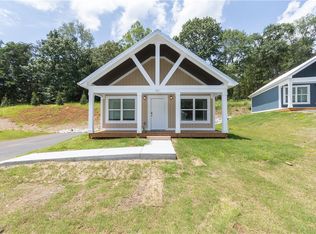 1025 Smyzer Rd, Townville, SC 29689