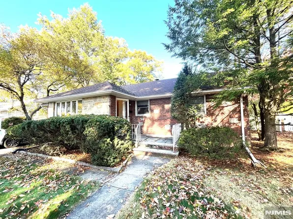 14 Oaklynn Pl, Glen Rock, NJ 07452