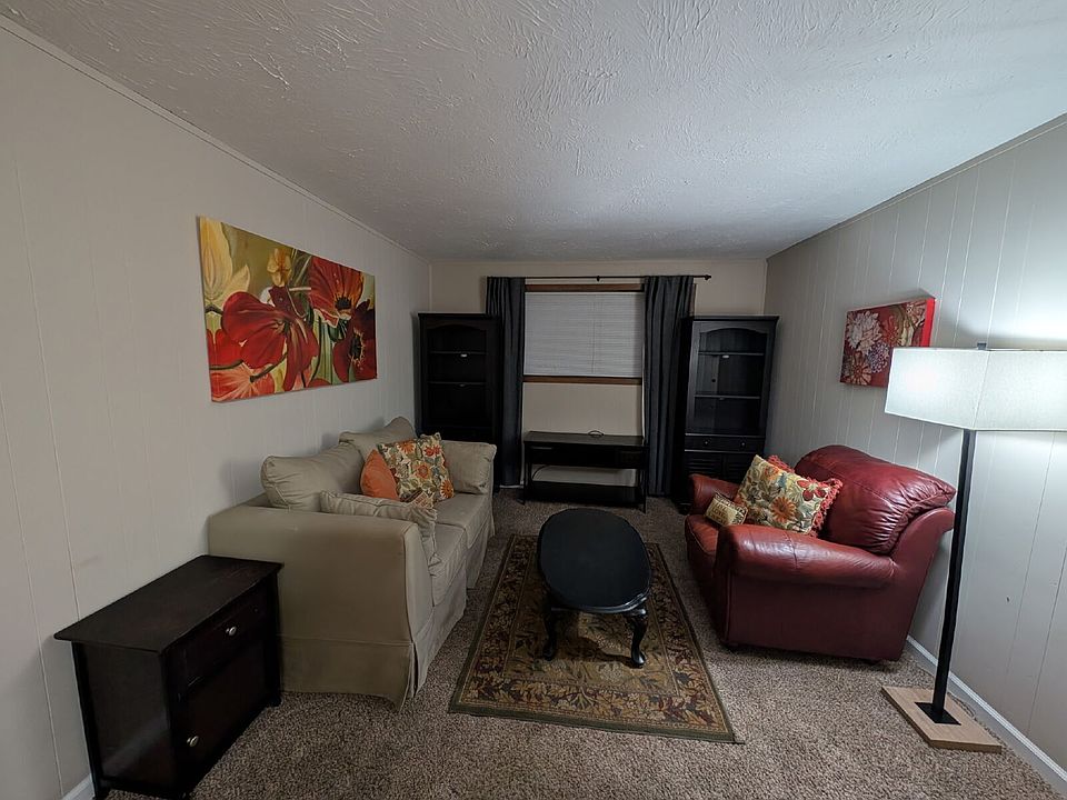 1st image of 1706 S Fern St APT 1