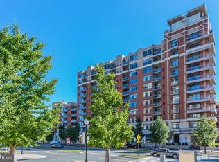 The Eclipse On Center Park, Arlington, VA 22202