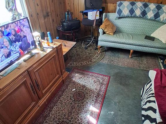 2nd image of 228 W 8th St