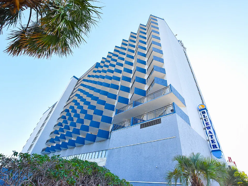 2001 S Ocean Blvd #715