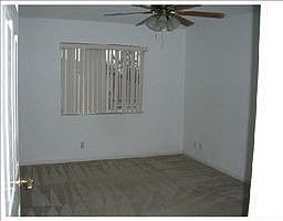 4th image of 811 NW 42nd Pl