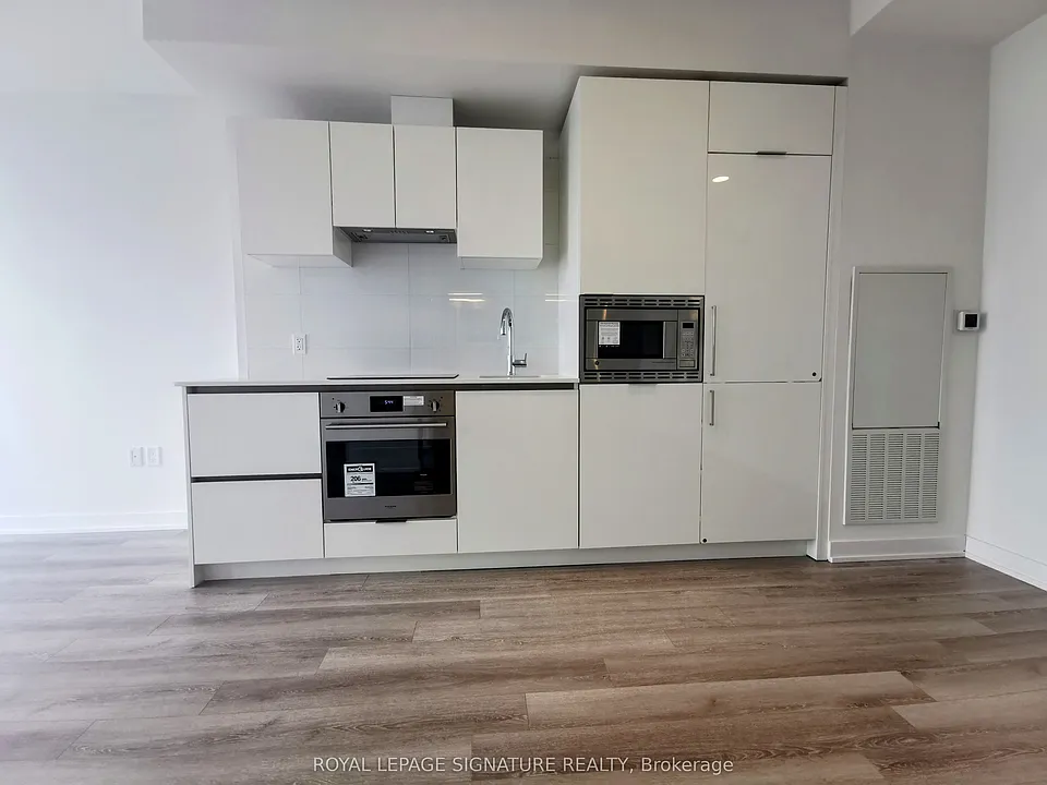 121 Saint Patrick St #1512