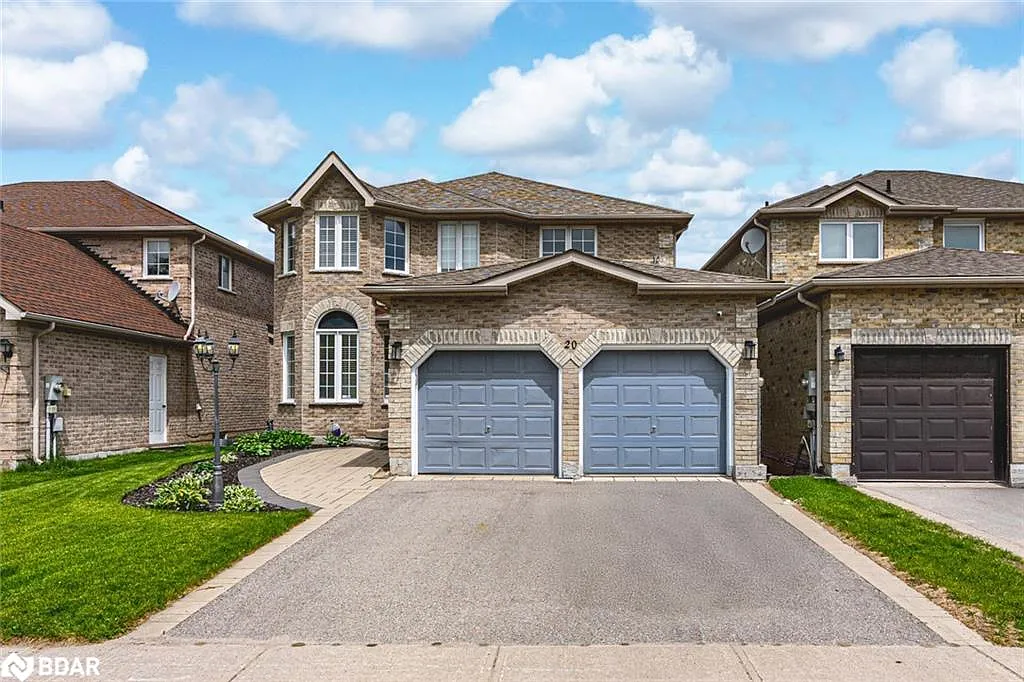 20 Dunnett Dr photo 1
