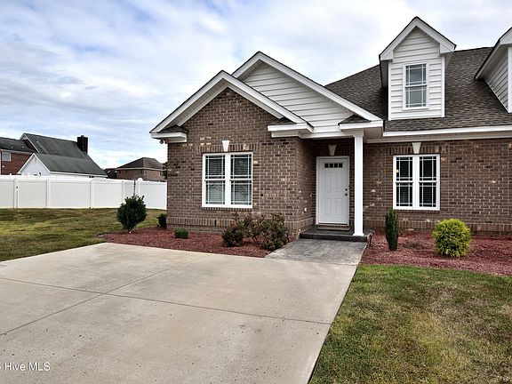 2nd image of 213 Braylock Drive