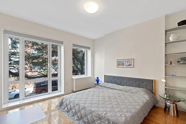 Rented by Compass | media 13