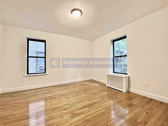 4th image of 44 Bennett Ave APT 3D
