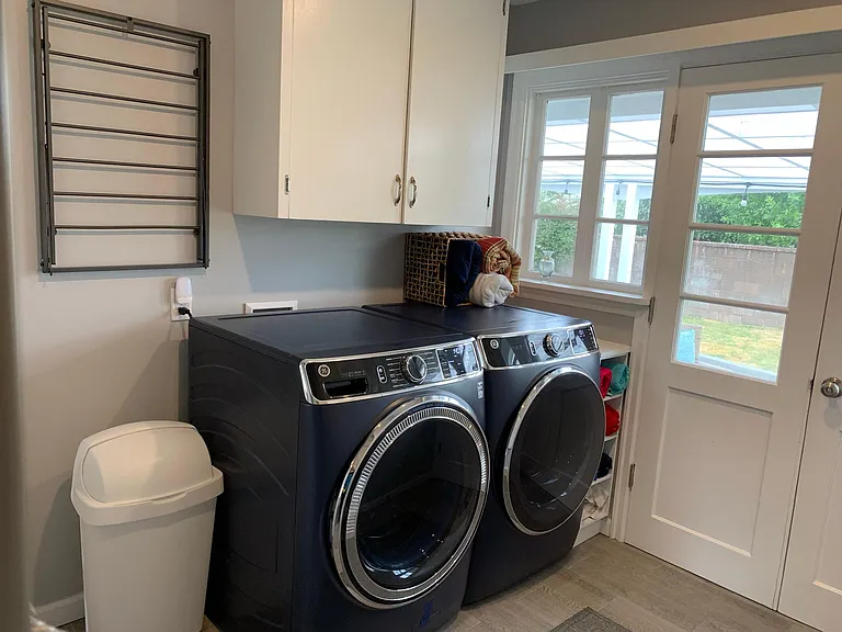 2350 S Edgewood St — Photo 18