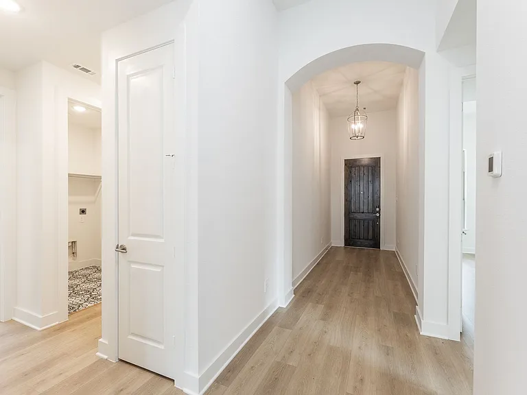 30723 Green Acres Ct — Photo 5
