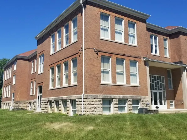 416 Sullivan Ave W #309, Waterloo, IA 50701