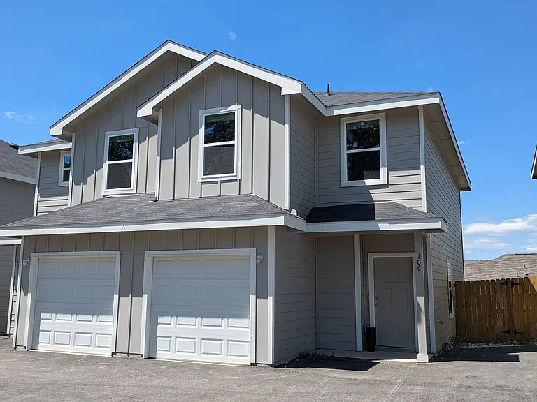 5330 Lisa Point — Photo 1
