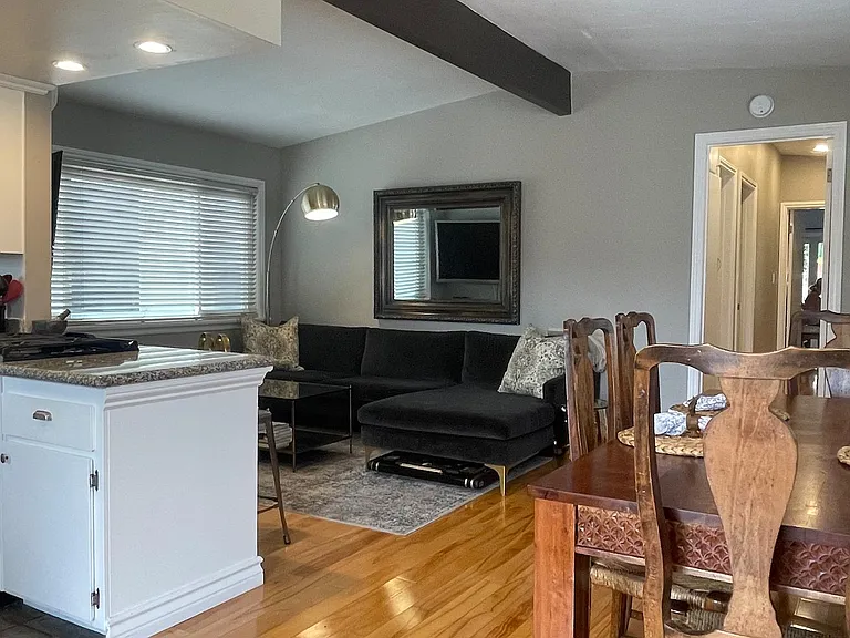 1641 Spreckels Ln — Photo 6