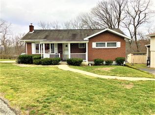 4916 Point Circle Dr, Monroeville, PA