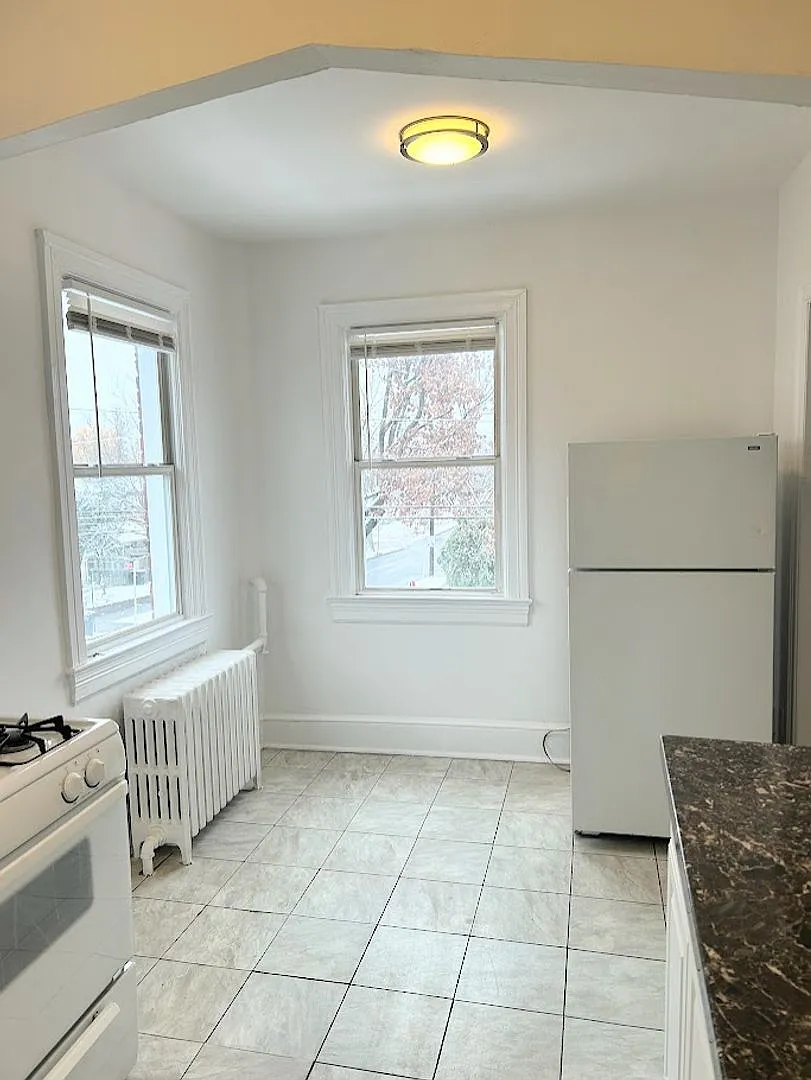 501 Peabody St NW — Photo 3