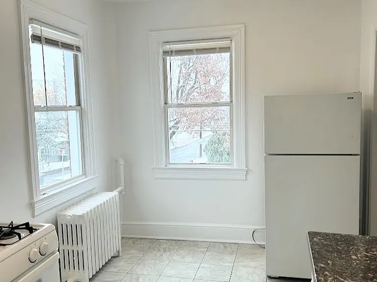 501 Peabody St NW — Photo 3