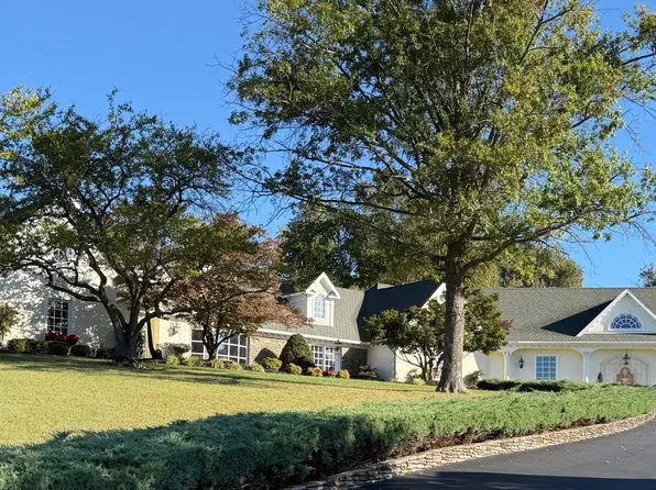 128 N Shore Dr, Campbellsville, KY 42718