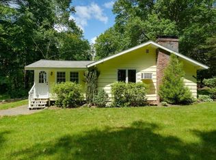 437 Taylor Rd, Stow, MA 01775