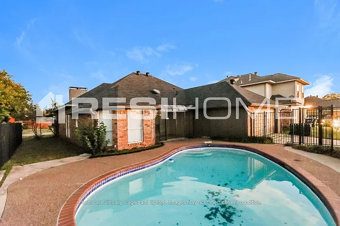 3853 Alto Ave — Photo 2