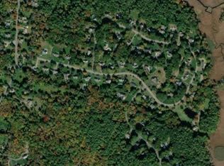 85 Riverside Dr, Norwell, MA 02061