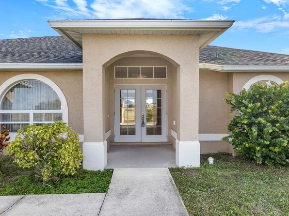2227 NW 3rd Pl, Cape Coral, FL 33993