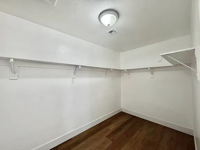 3828 Climbing Rose St — Photo 46
