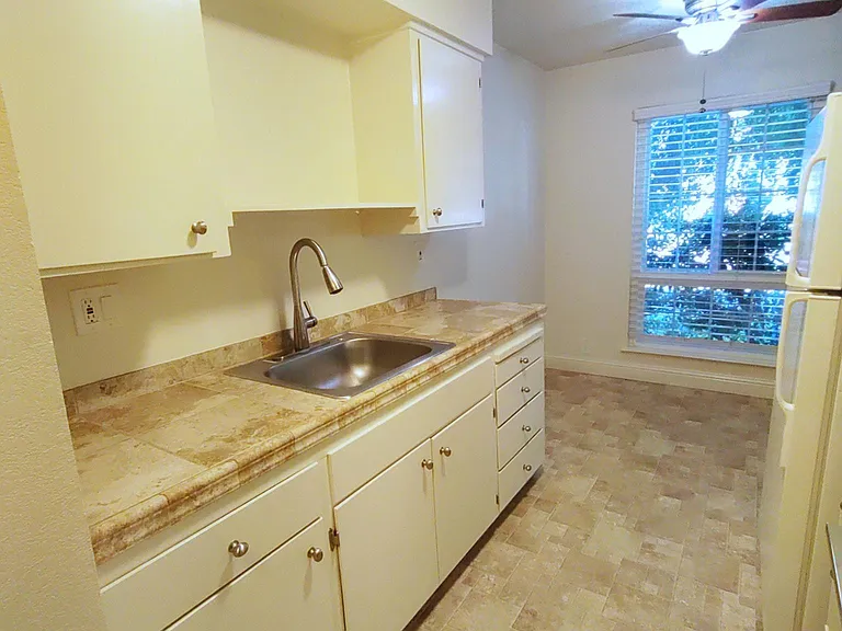 981 Bonita Ave #1 — Photo 3
