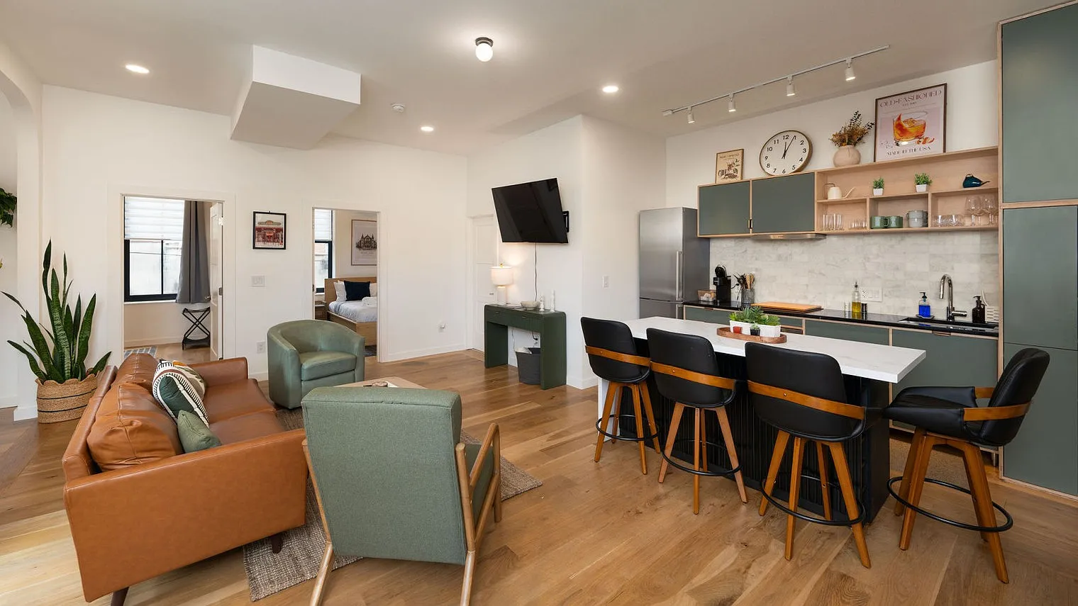2 bed, 1.0 bath, $3,009 — Photo 1