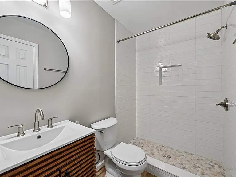 6153 Les Dorson Ln — Photo 17