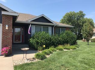3962 Bald Eagle Dr, Manhattan, KS 66502