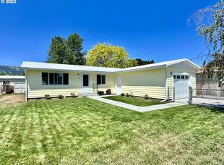 662 S 3rd St, Union, OR 97883