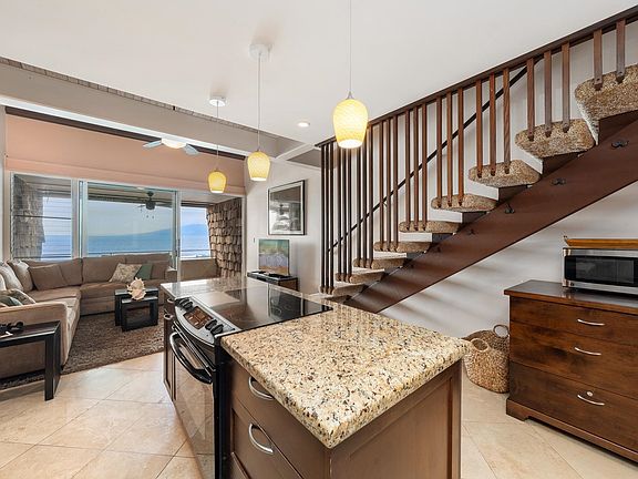 5th image of 3741 Lower Honoapiilani Rd APT 308