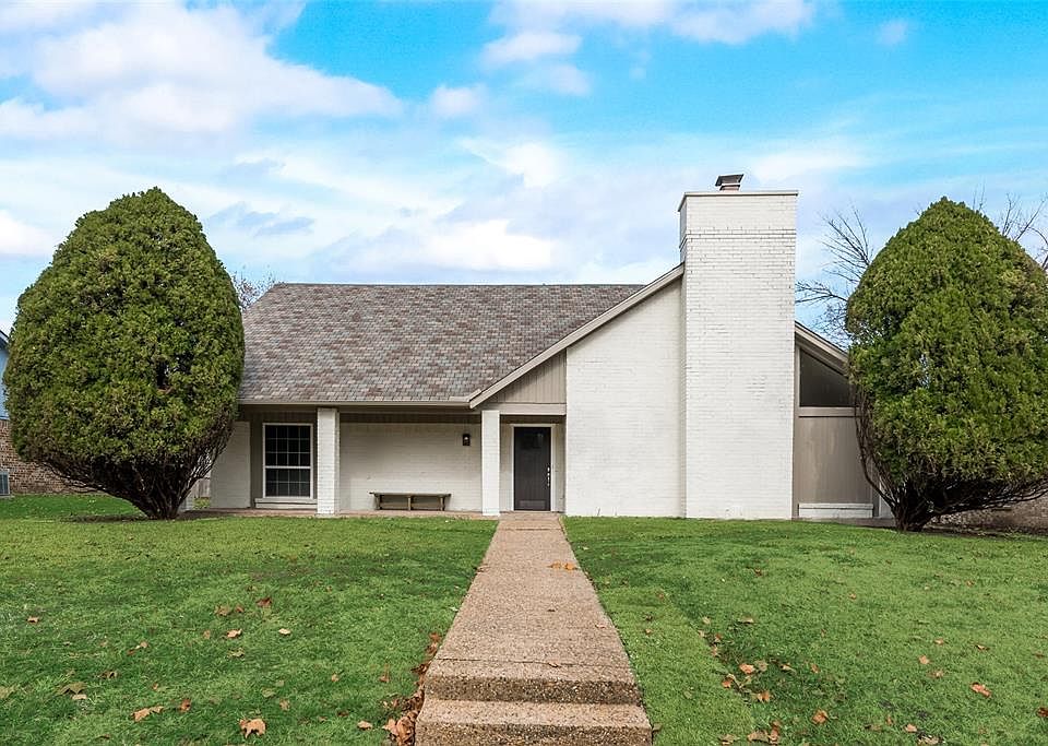 1st image of 1909 Pleasant Valley Dr