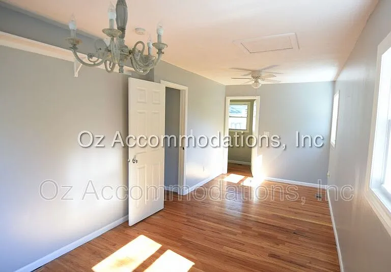 707 N Seminole Dr — Photo 18
