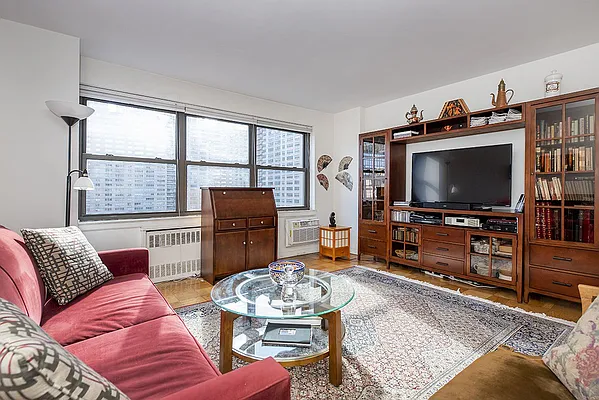 Sold by Residence Resource | media 4