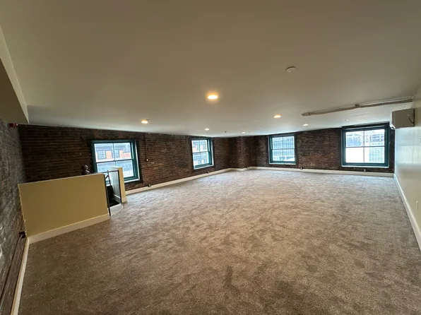 725 Jefferson Ave, Toledo, OH