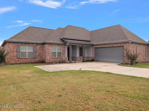153 Catherine Blvd, Clinton, MS 39056
