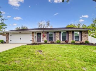 4964 Arrowview Dr, Dayton, OH 45424